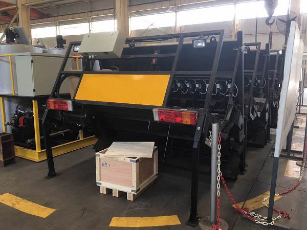 Detailed introduction of the hanging stone chip spreader_1